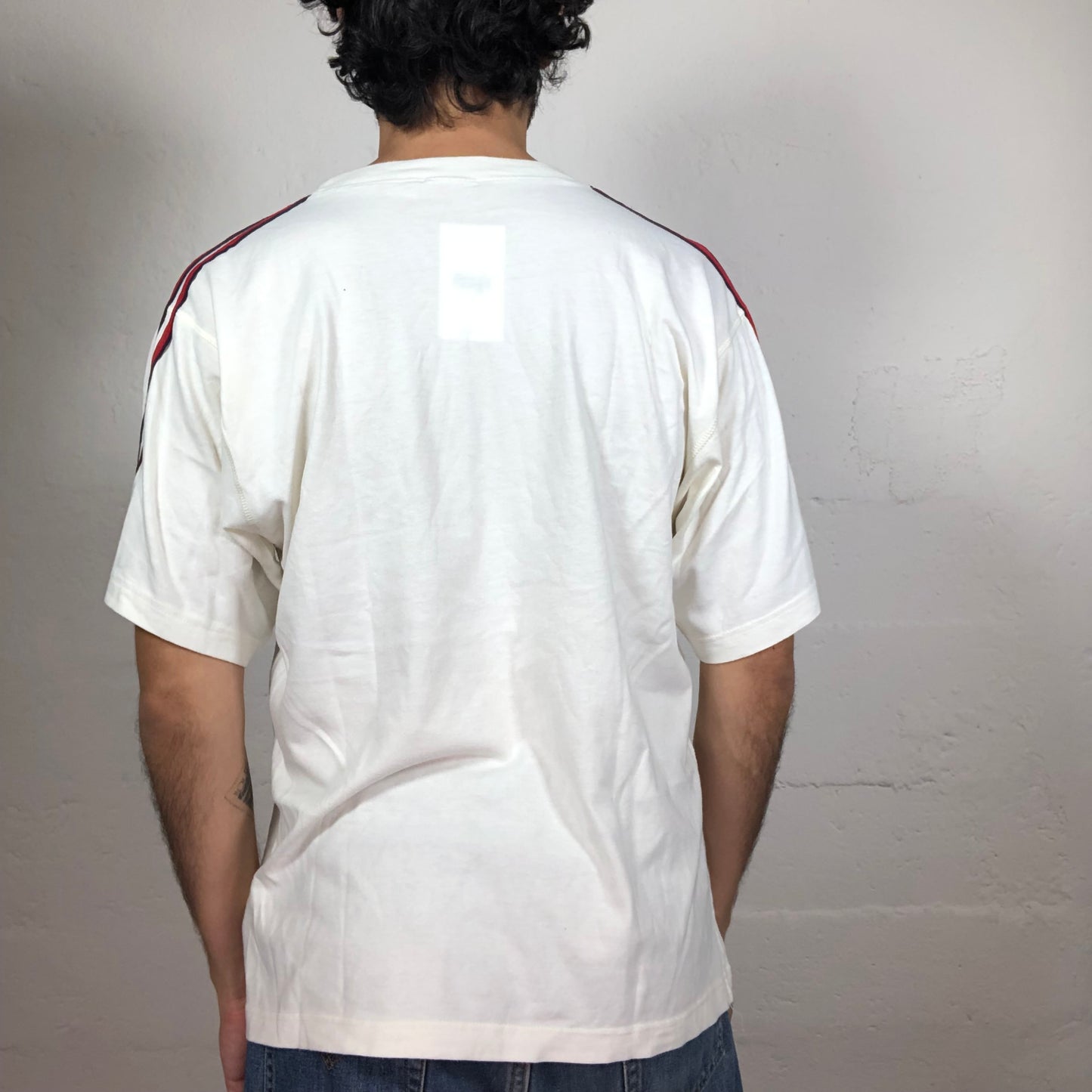 Vintage 90‘s Archive Adidas Classic White T-Shirt with Red Sleeve Stripes