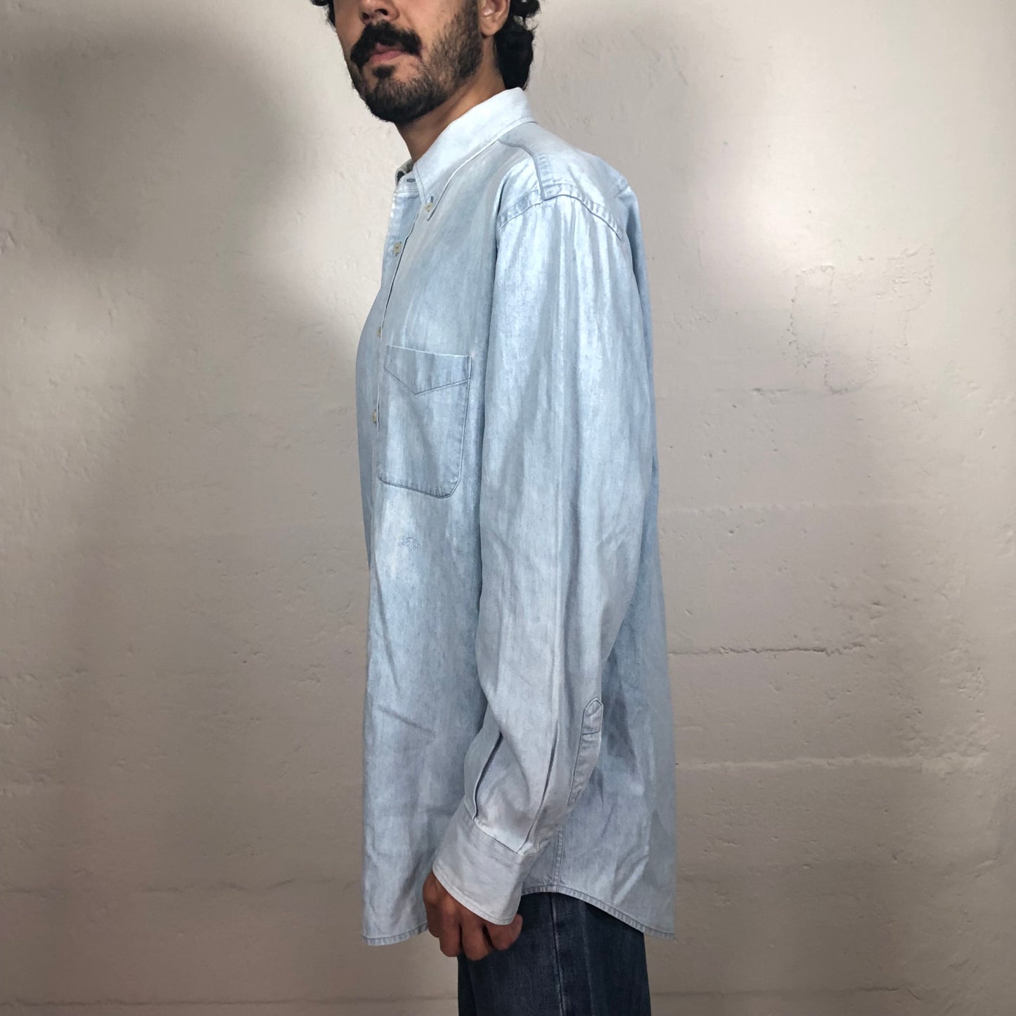 Vintage 90‘s Office Fit Light Blue Classy Button Up Longsleeve Shirt